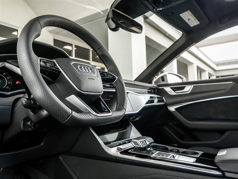 2023 Audi RS 6 Avant   - Photo 13 - Bonita Springs, FL 34134