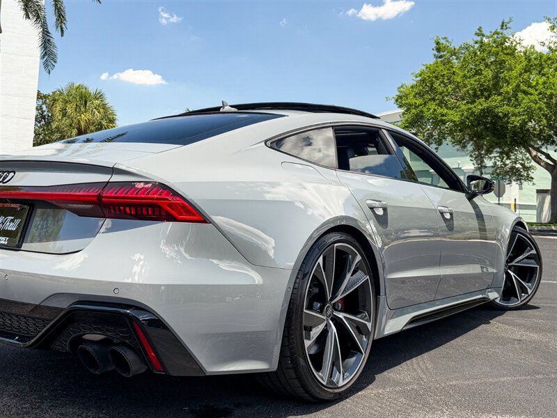 2022 Audi RS 7 4.0T quattro   - Photo 67 - Bonita Springs, FL 34134