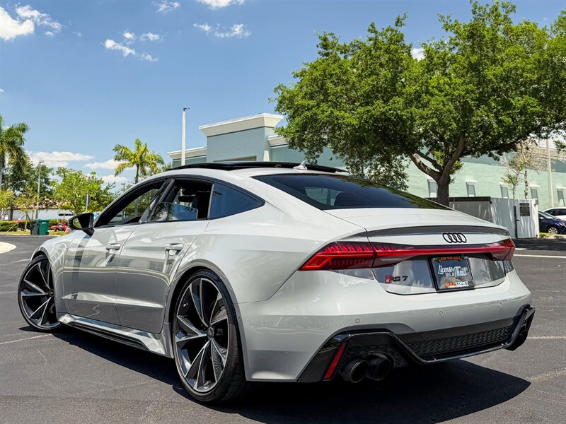 2022 Audi RS 7 4.0T quattro   - Photo 54 - Bonita Springs, FL 34134