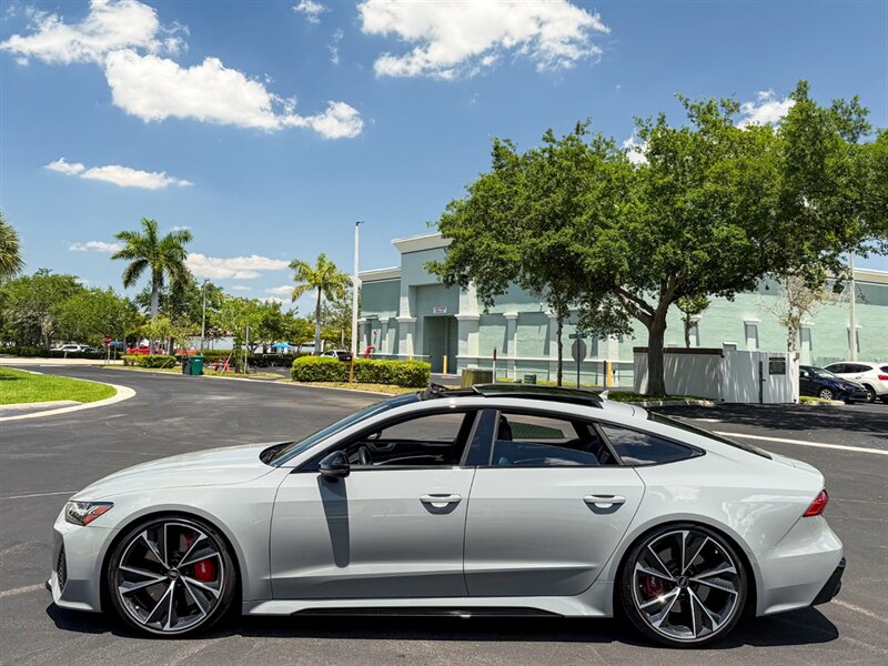 2022 Audi RS 7 4.0T quattro   - Photo 48 - Bonita Springs, FL 34134