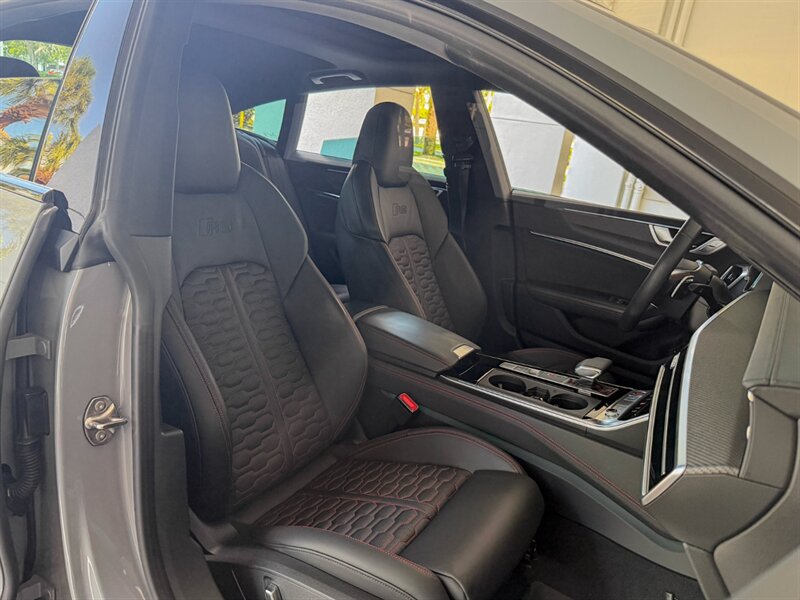 2022 Audi RS 7 4.0T quattro   - Photo 37 - Bonita Springs, FL 34134