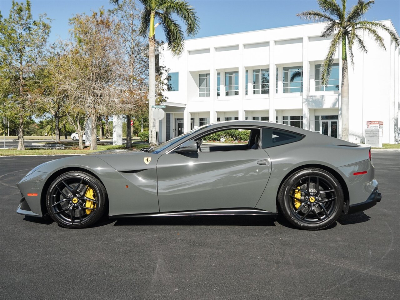 2014 Ferrari F12berlinetta   - Photo 45 - Bonita Springs, FL 34134