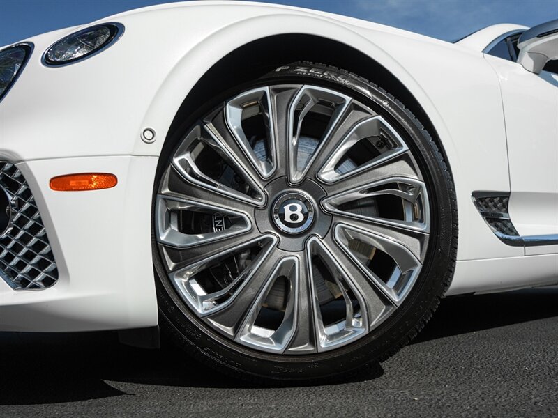 2023 Bentley Continental GT Azure V8 - Photo 12 - Bonita Springs, FL 34134