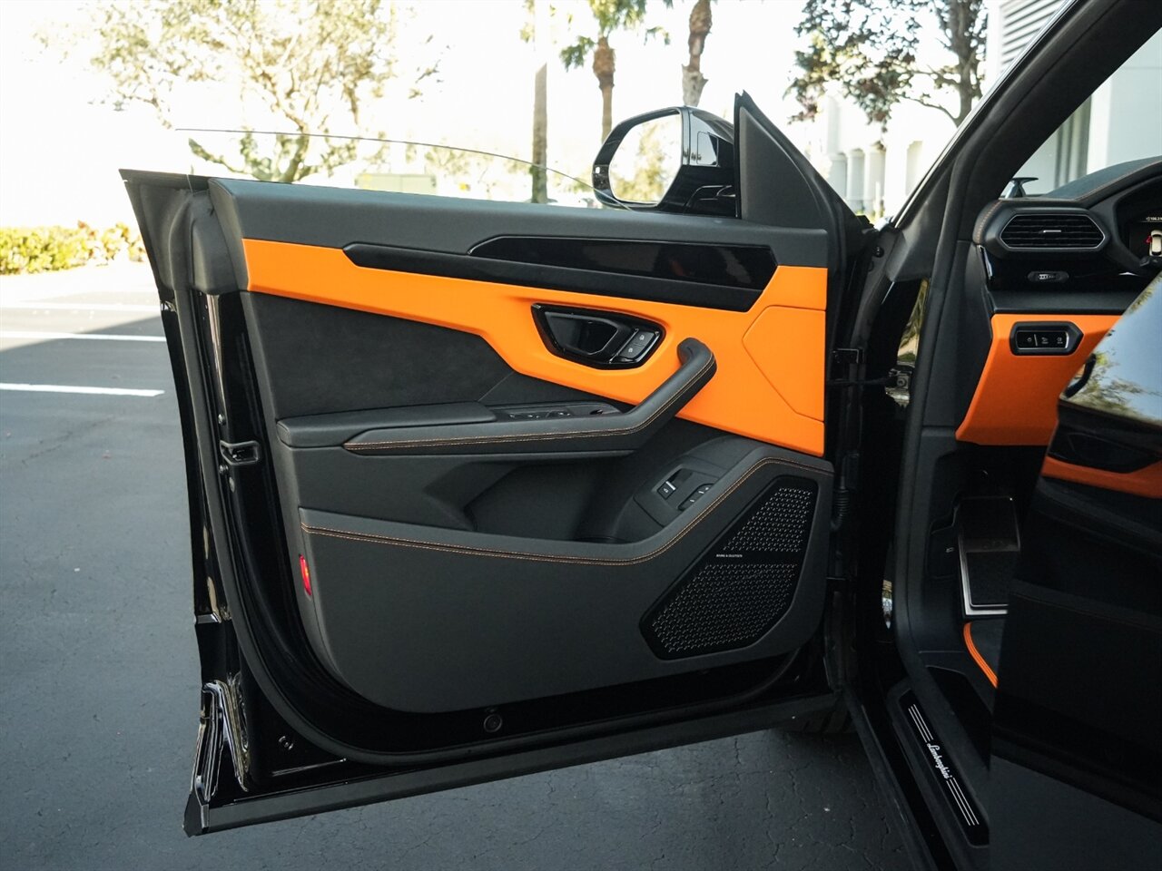 2023 Lamborghini Urus S   - Photo 27 - Bonita Springs, FL 34134