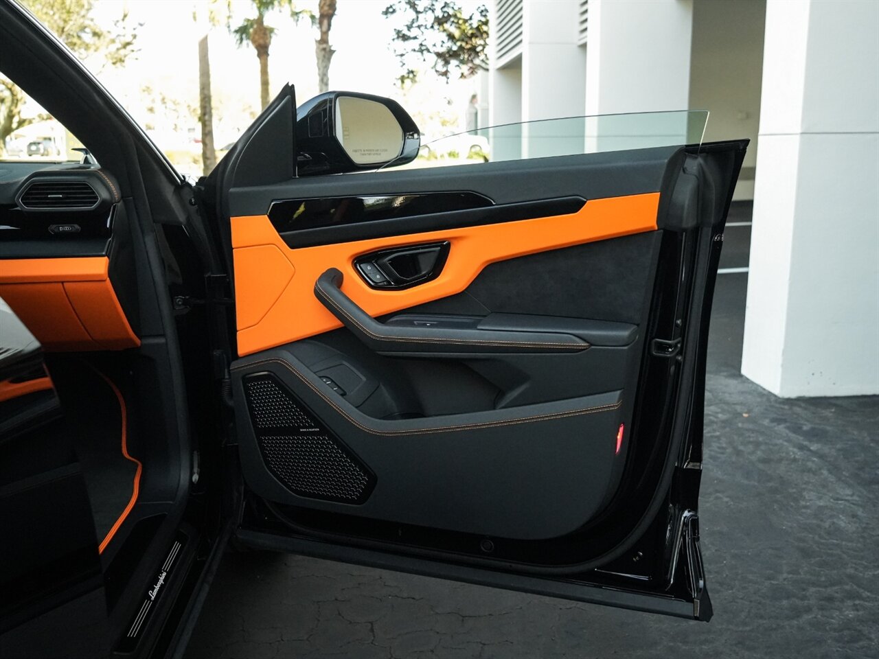 2023 Lamborghini Urus S   - Photo 44 - Bonita Springs, FL 34134