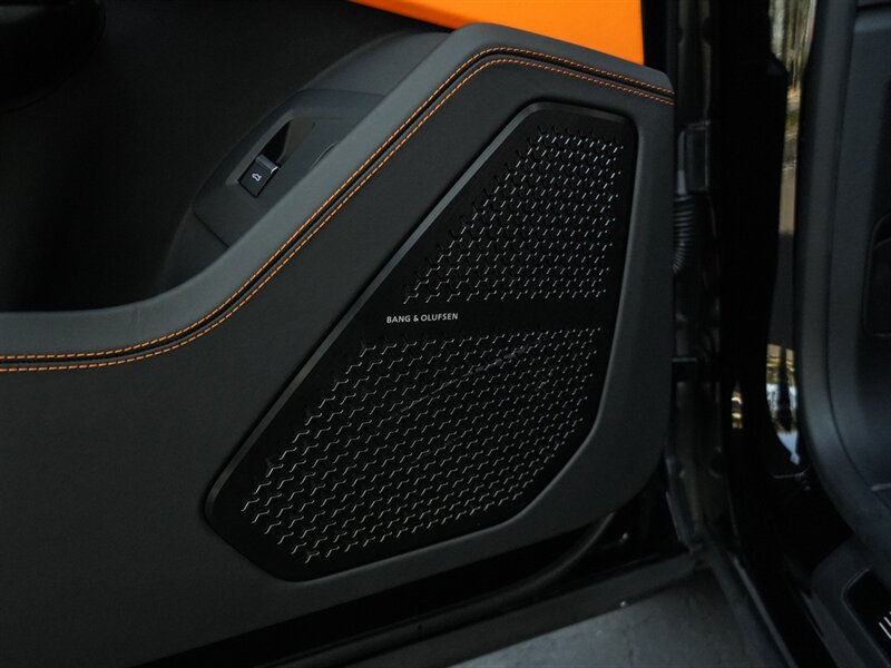 2023 Lamborghini Urus S   - Photo 30 - Bonita Springs, FL 34134