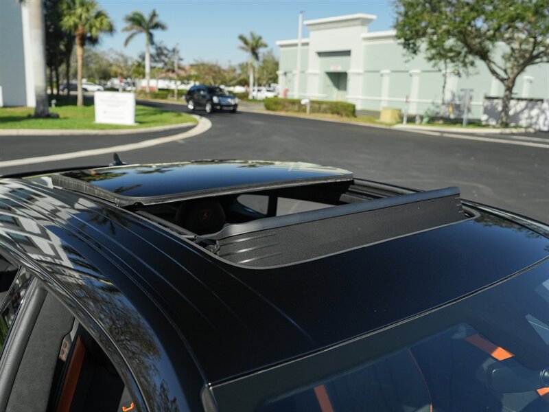 2023 Lamborghini Urus S   - Photo 5 - Bonita Springs, FL 34134