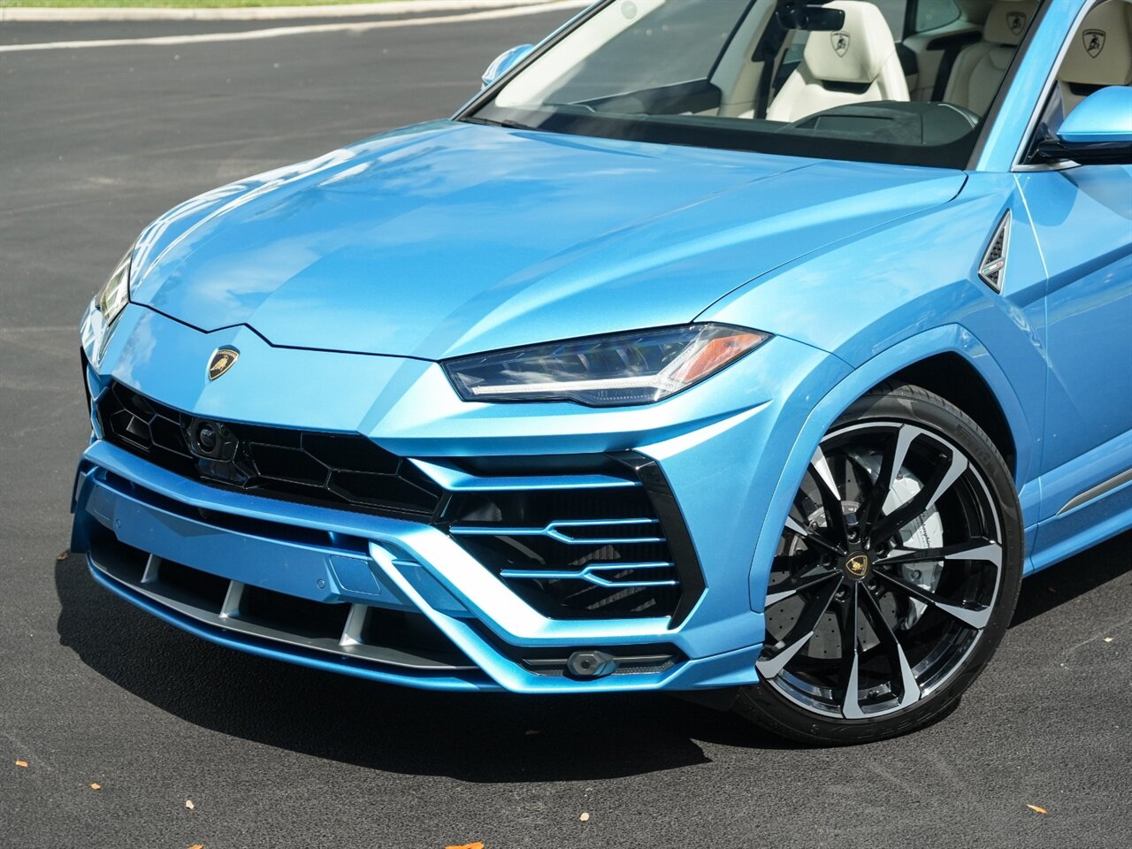 2021 Lamborghini Urus   - Photo 9 - Bonita Springs, FL 34134