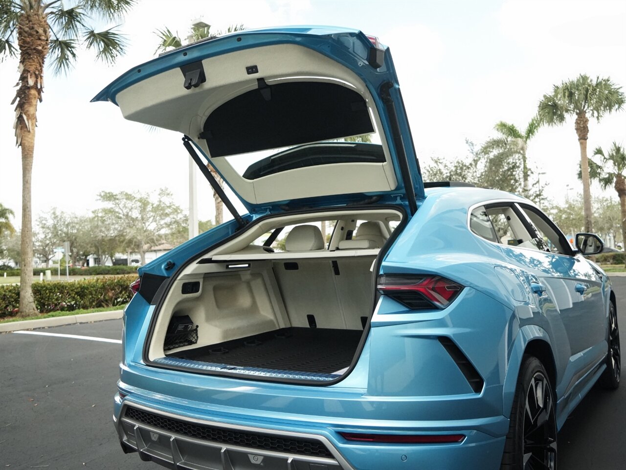 2021 Lamborghini Urus   - Photo 44 - Bonita Springs, FL 34134