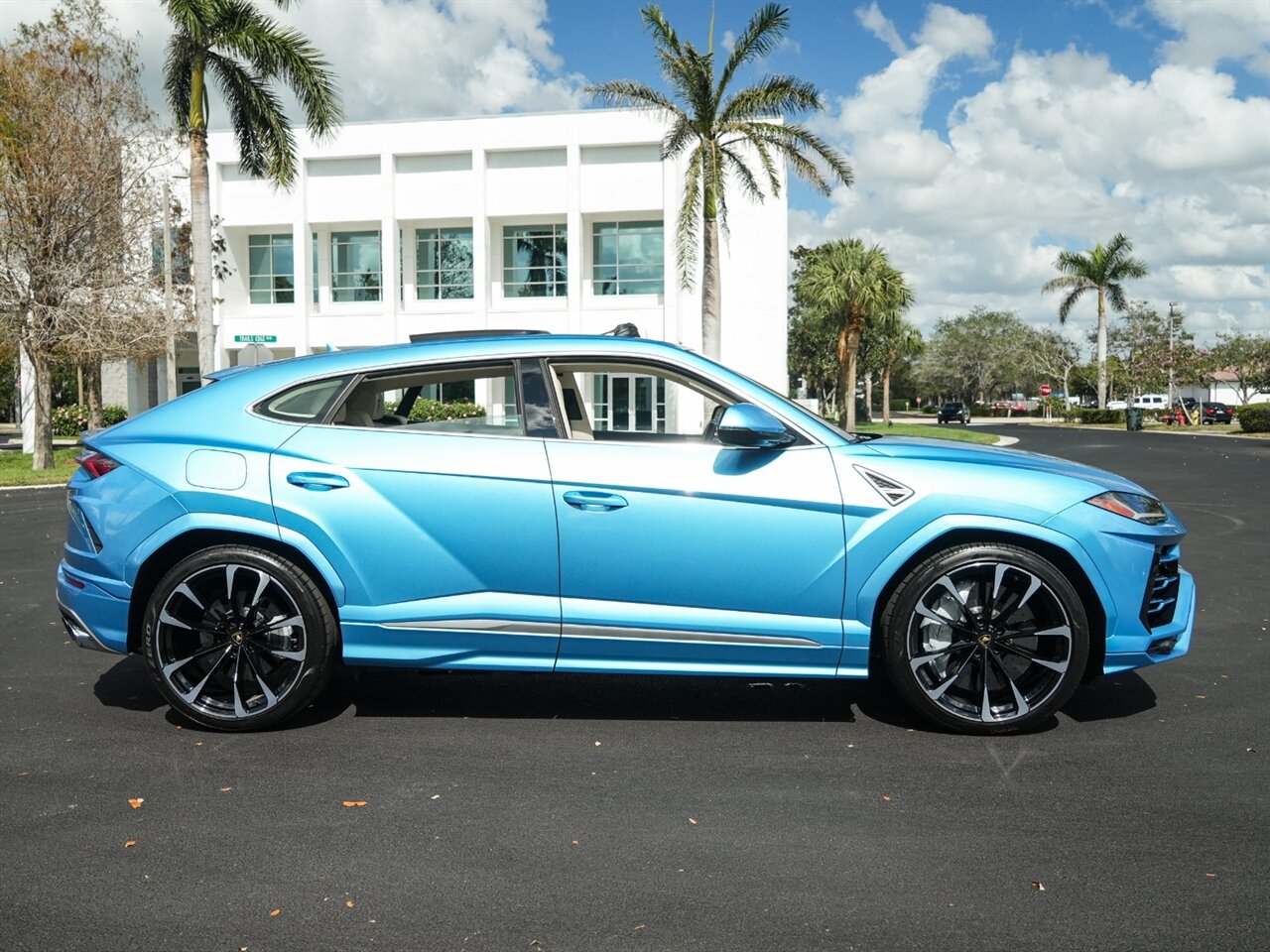 2021 Lamborghini Urus   - Photo 68 - Bonita Springs, FL 34134