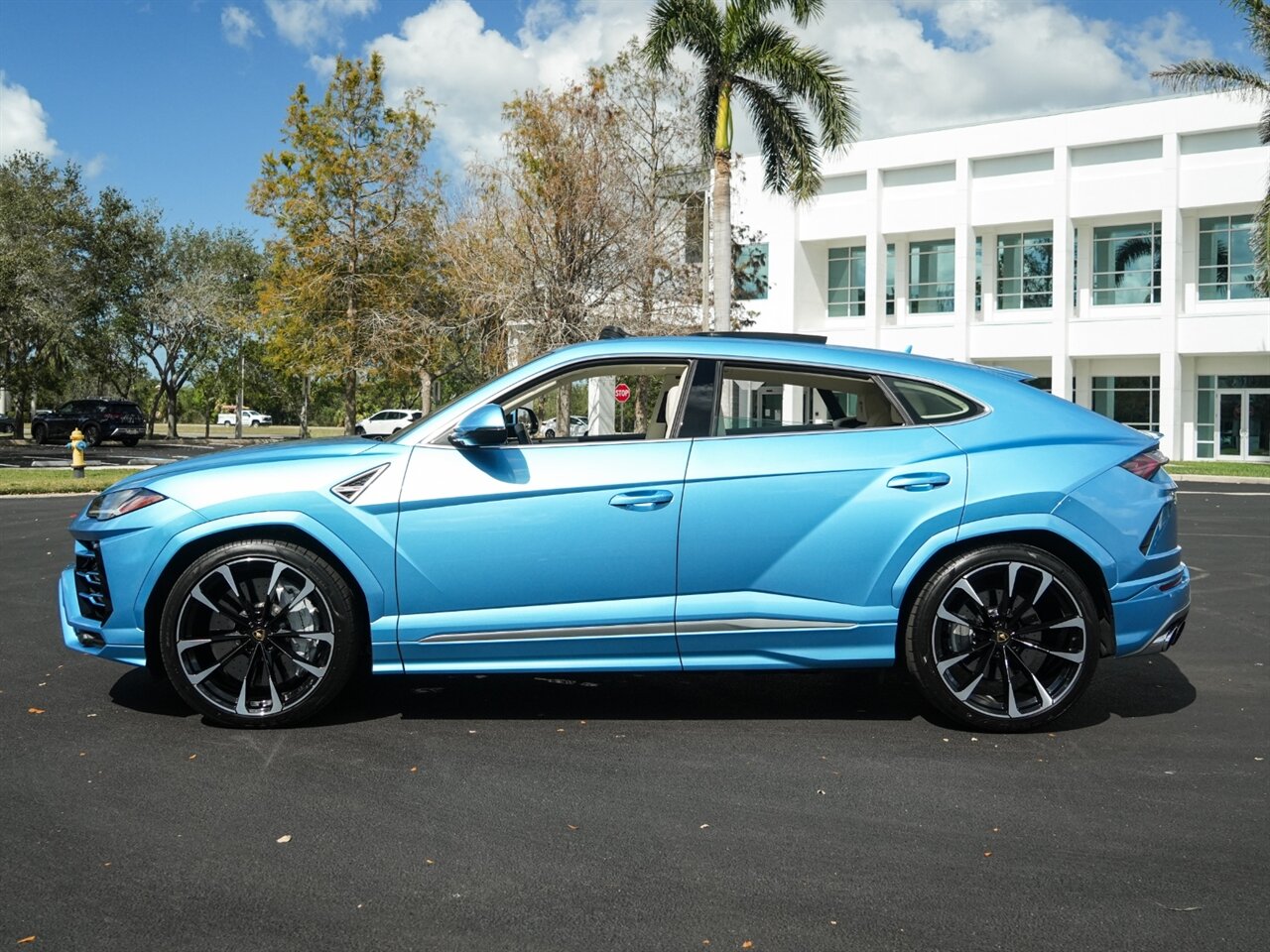 2021 Lamborghini Urus   - Photo 45 - Bonita Springs, FL 34134