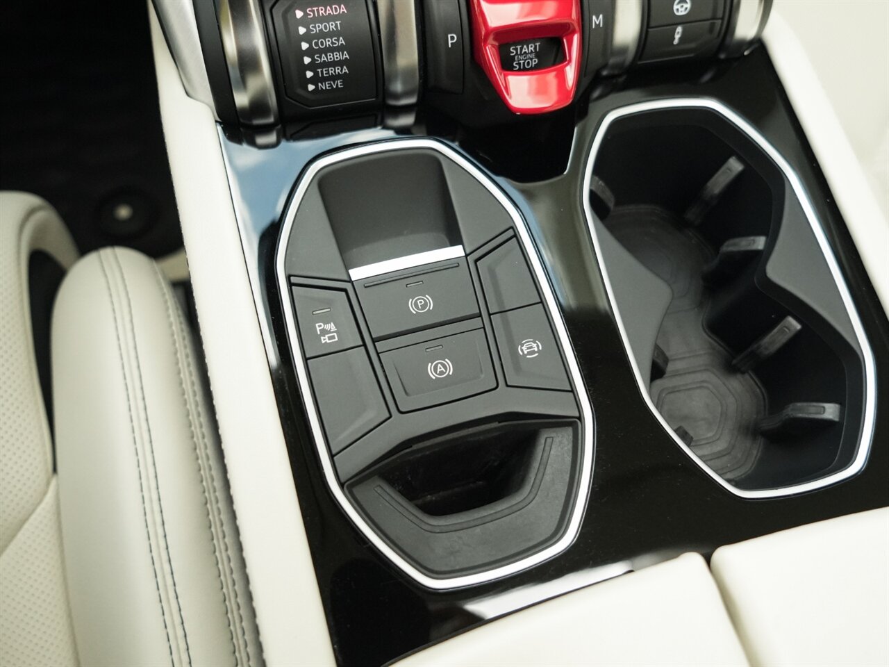 2021 Lamborghini Urus   - Photo 21 - Bonita Springs, FL 34134