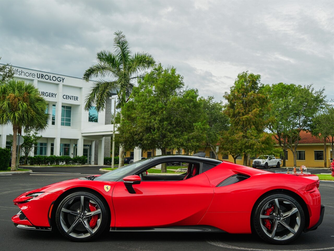 2021 Ferrari SF90 Stradale - Photo 39 - Bonita Springs, FL 34134