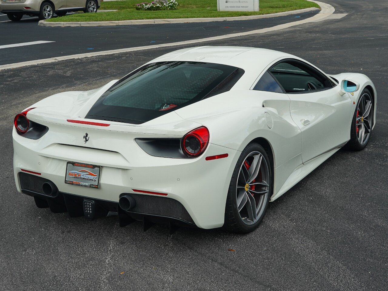 2016 Ferrari 488 GTB   - Photo 33 - Bonita Springs, FL 34134