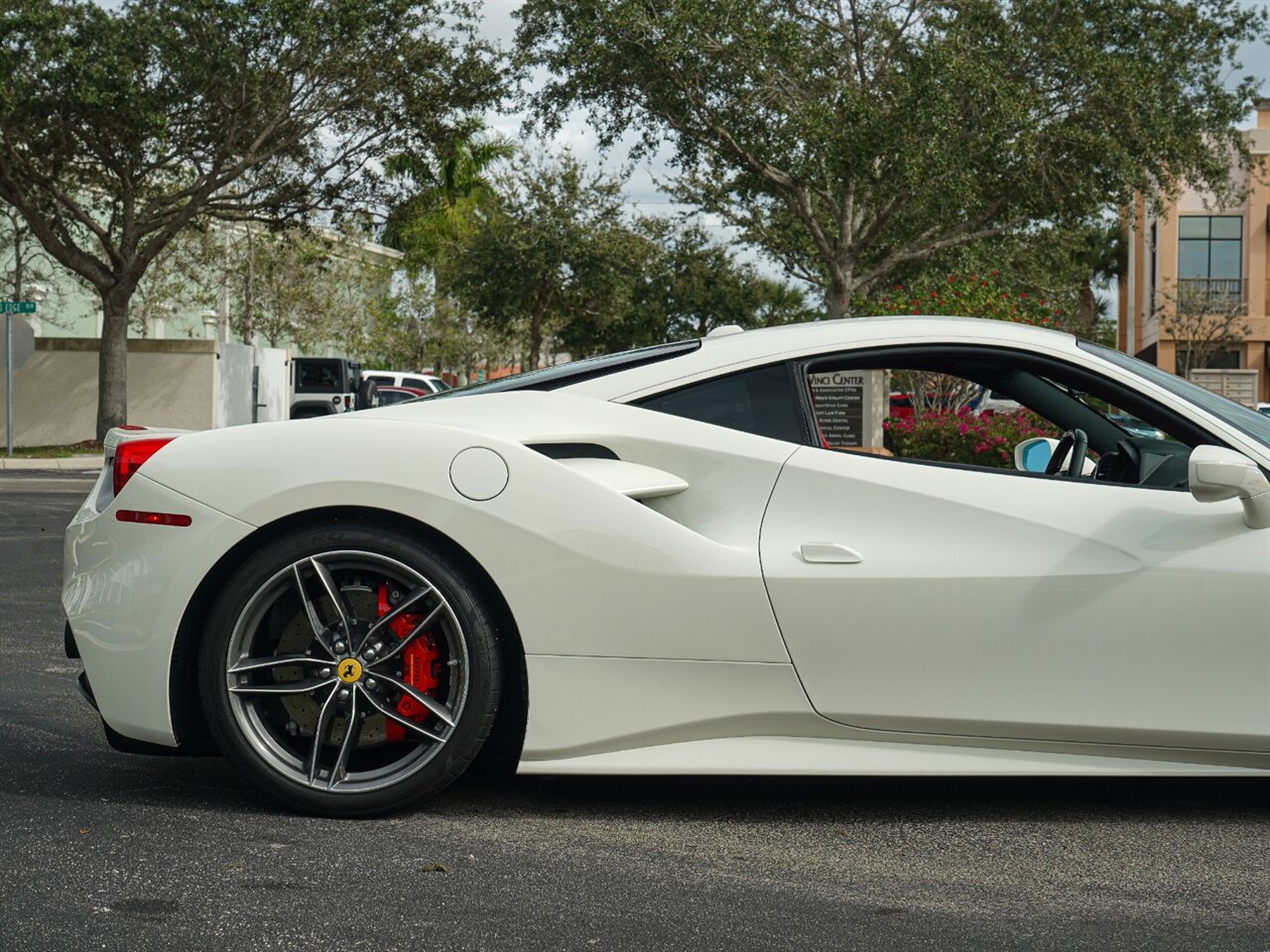 2016 Ferrari 488 GTB   - Photo 30 - Bonita Springs, FL 34134