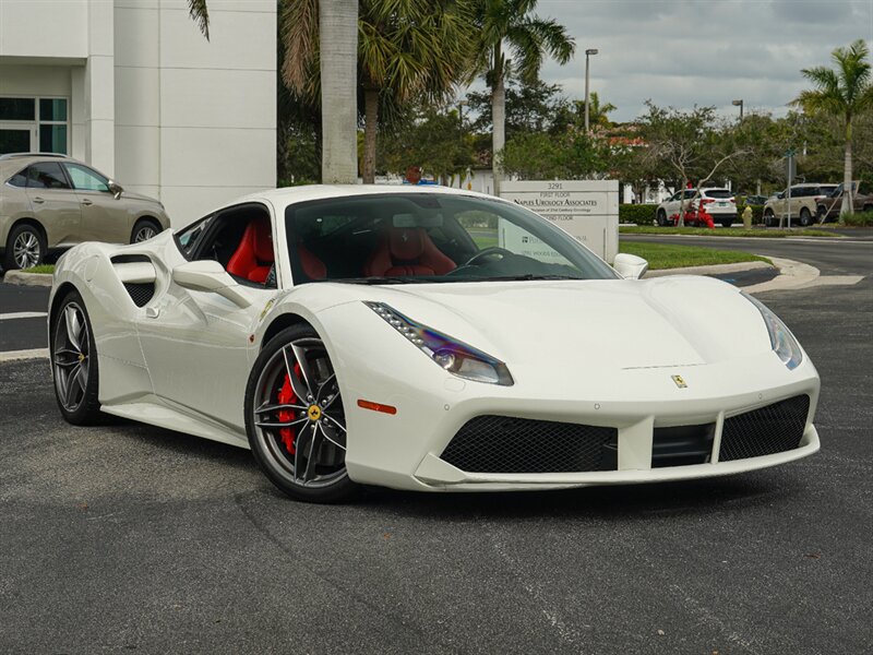 2016 Ferrari 488 GTB   - Photo 4 - Bonita Springs, FL 34134