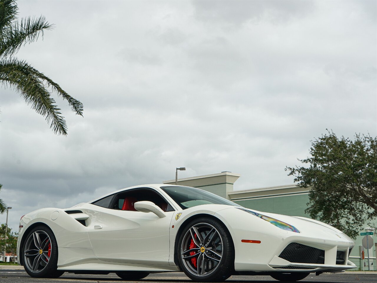 2016 Ferrari 488 GTB   - Photo 27 - Bonita Springs, FL 34134