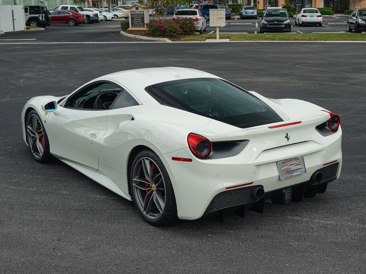 2016 Ferrari 488 GTB   - Photo 9 - Bonita Springs, FL 34134