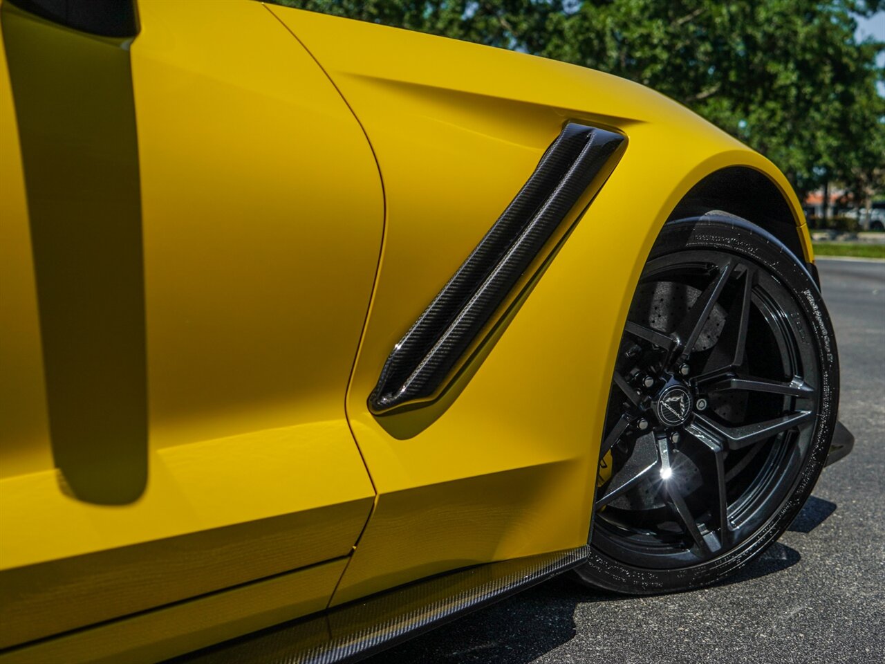 2019 Chevrolet Corvette ZR1   - Photo 13 - Bonita Springs, FL 34134