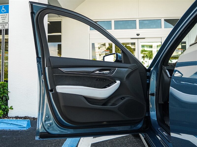 2023 Cadillac CT5-V Blackwing - Photo 24 - Bonita Springs, FL 34134