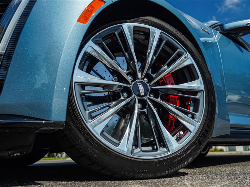 2023 Cadillac CT5-V Blackwing - Photo 11 - Bonita Springs, FL 34134