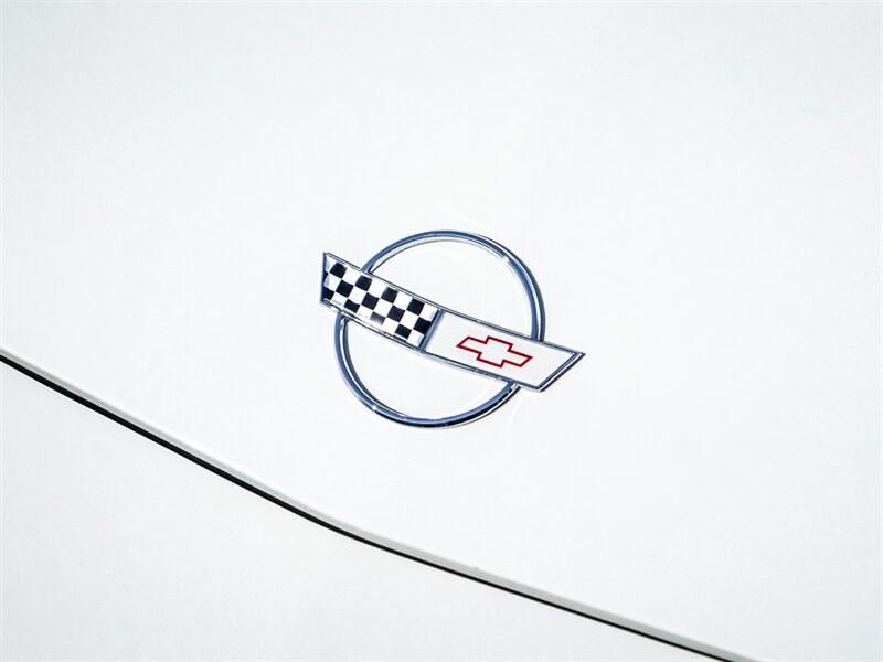 1988 Chevrolet Corvette - Photo 12 - Bonita Springs, FL 34134