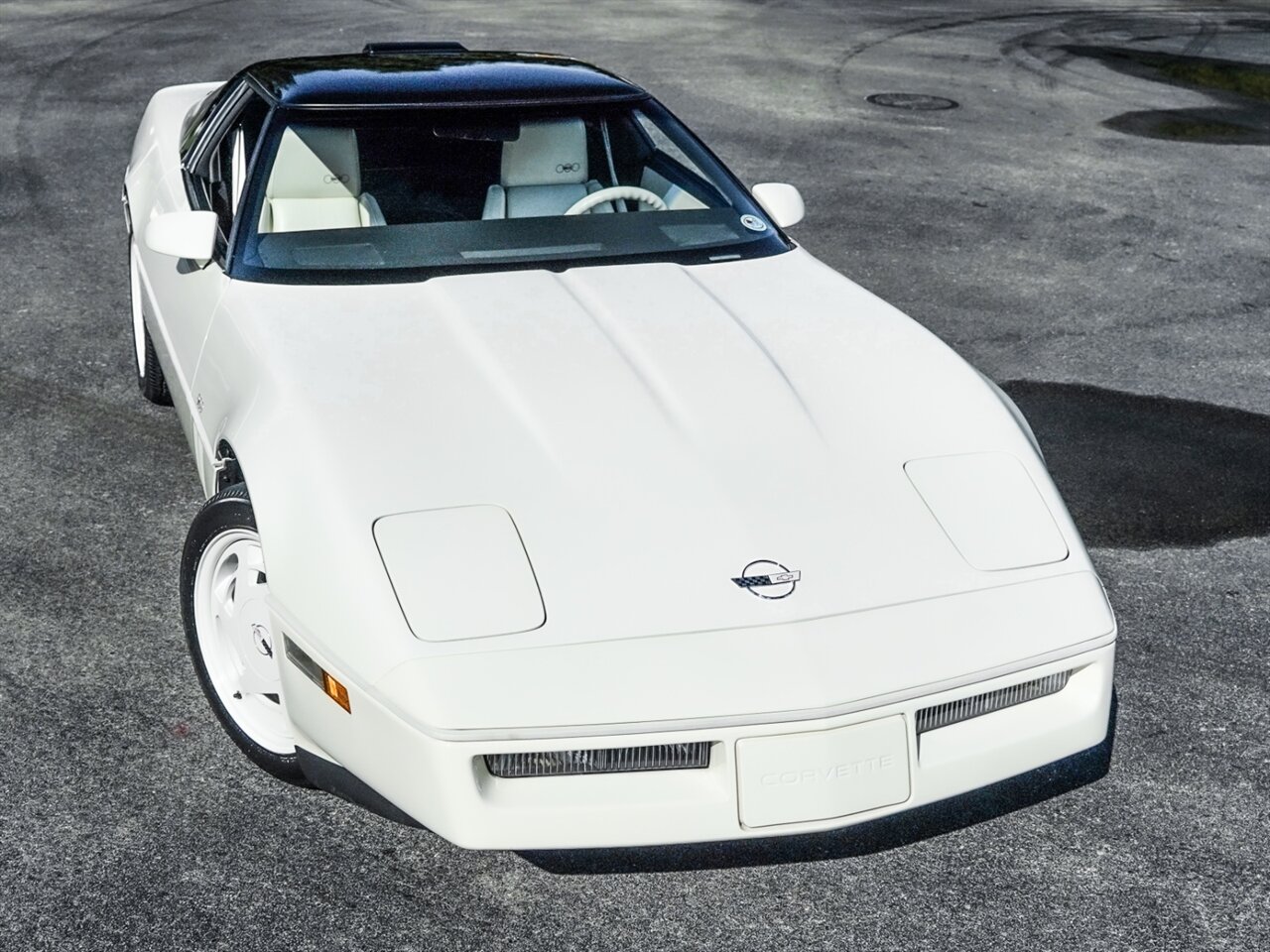 1988 Chevrolet Corvette   - Photo 46 - Bonita Springs, FL 34134