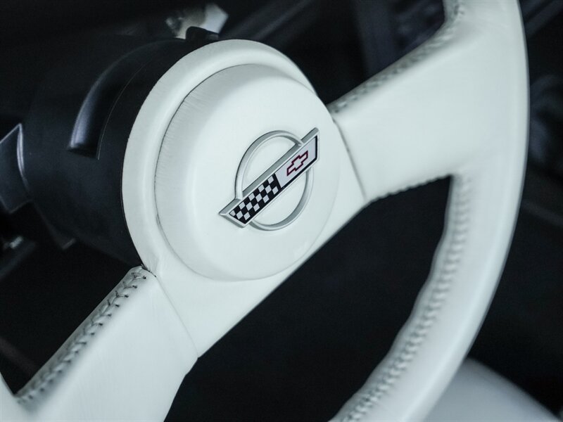 1988 Chevrolet Corvette - Photo 25 - Bonita Springs, FL 34134