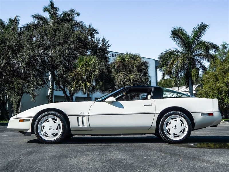 1988 Chevrolet Corvette - Photo 33 - Bonita Springs, FL 34134