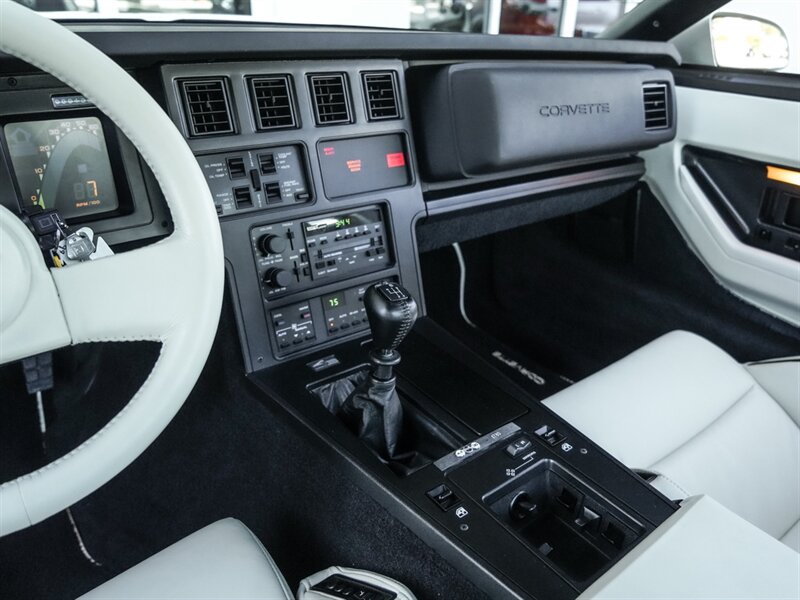 1988 Chevrolet Corvette - Photo 14 - Bonita Springs, FL 34134