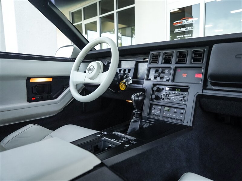 1988 Chevrolet Corvette - Photo 21 - Bonita Springs, FL 34134