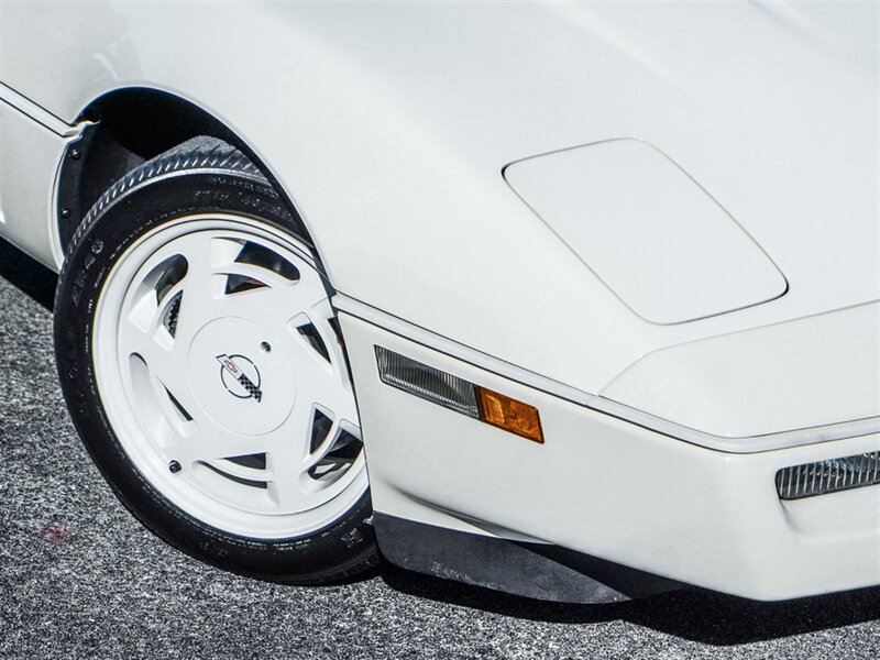 1988 Chevrolet Corvette - Photo 45 - Bonita Springs, FL 34134