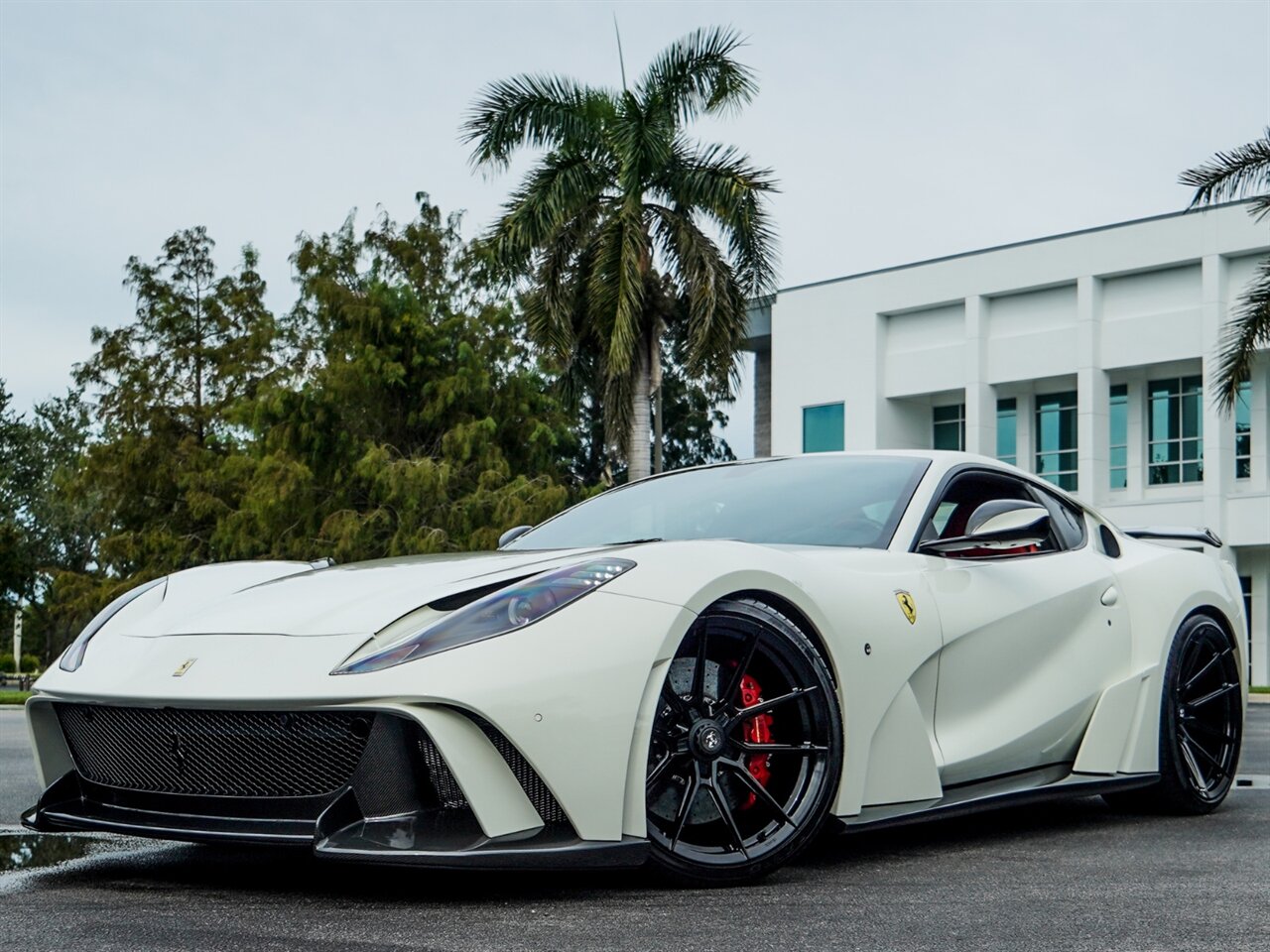 2019 Ferrari 812 Superfast N Largo   - Photo 12 - Bonita Springs, FL 34134