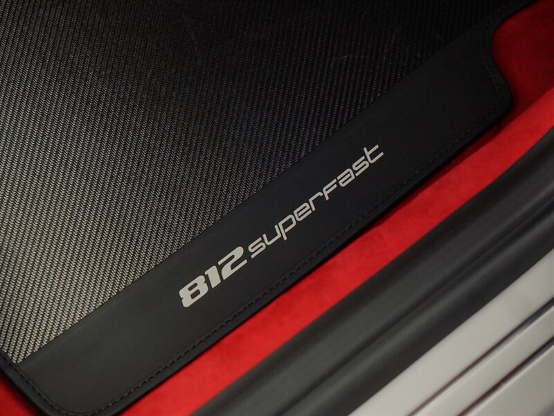 2018 Ferrari 812 Superfast   - Photo 43 - Bonita Springs, FL 34134