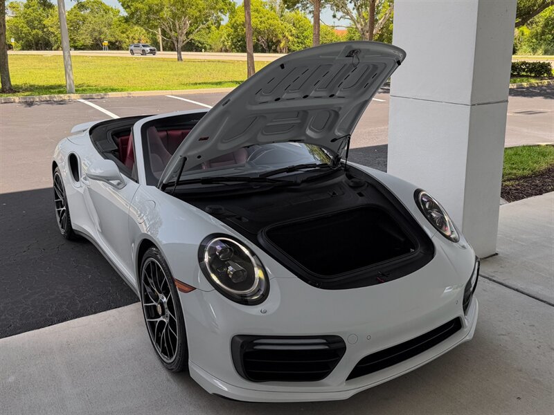 2018 Porsche 911 Turbo S   - Photo 40 - Bonita Springs, FL 34134