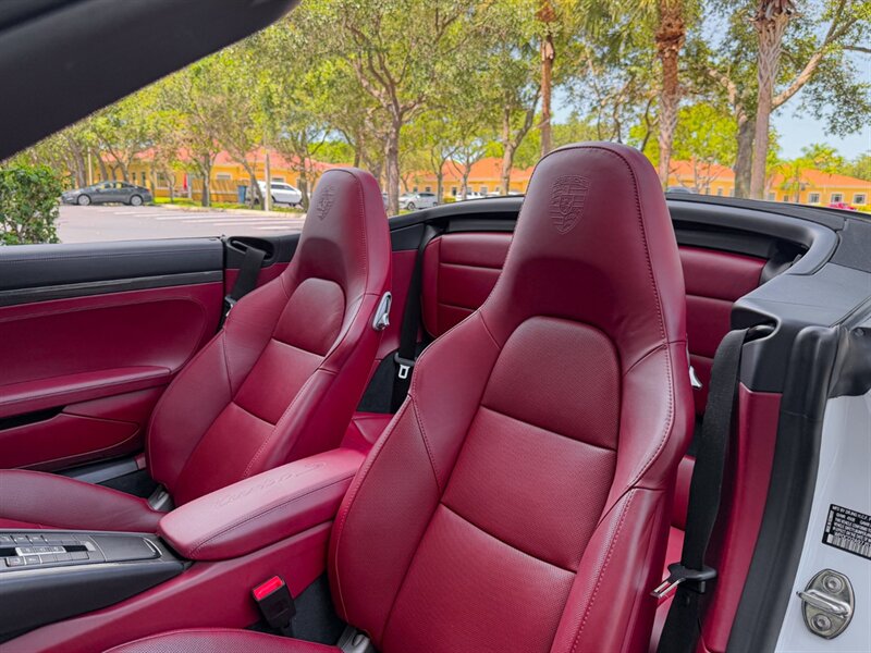 2018 Porsche 911 Turbo S   - Photo 22 - Bonita Springs, FL 34134