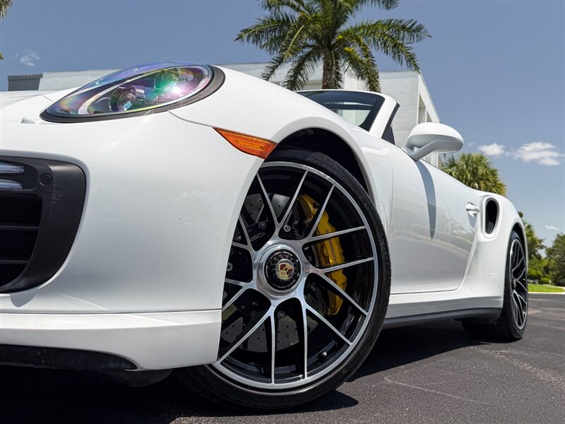 2018 Porsche 911 Turbo S   - Photo 11 - Bonita Springs, FL 34134