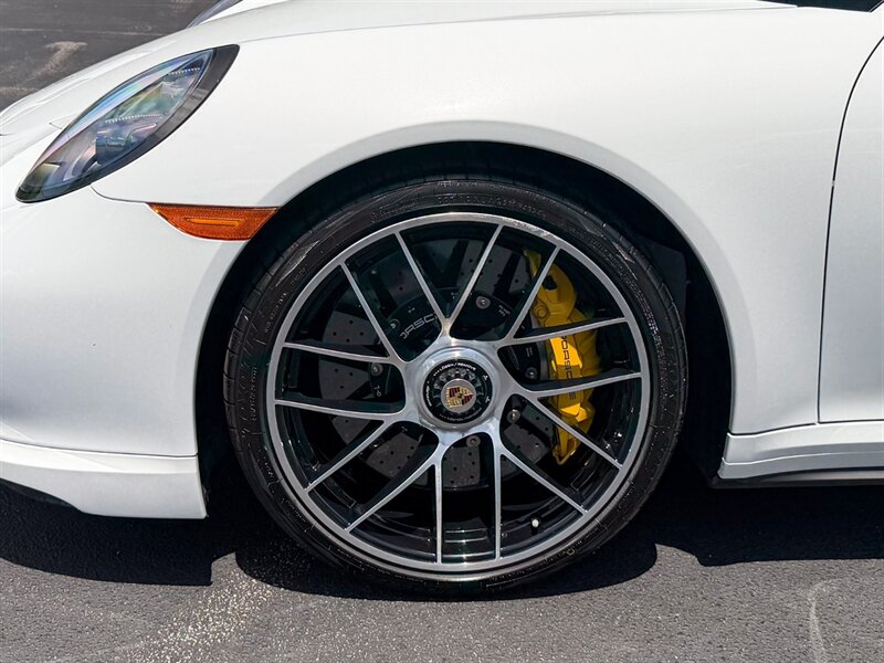 2018 Porsche 911 Turbo S   - Photo 43 - Bonita Springs, FL 34134