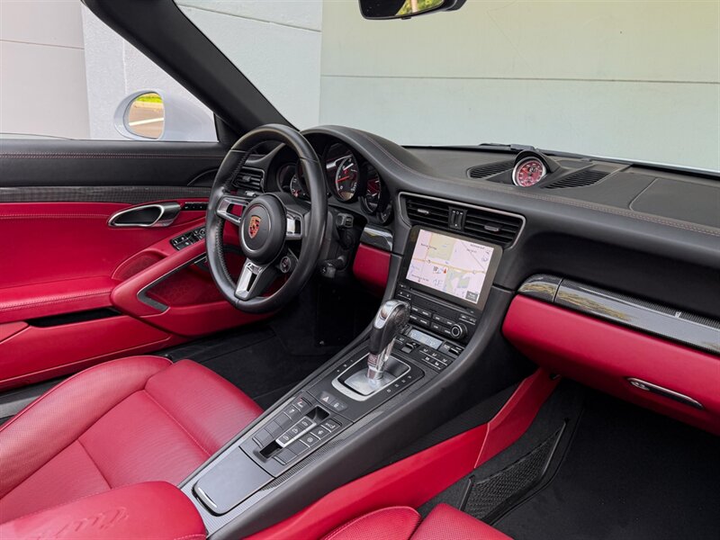 2018 Porsche 911 Turbo S   - Photo 36 - Bonita Springs, FL 34134