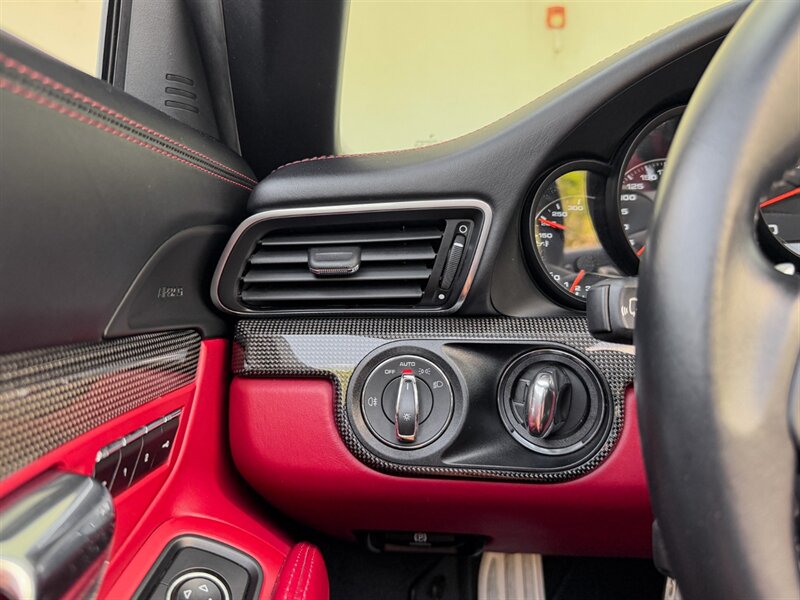 2018 Porsche 911 Turbo S   - Photo 20 - Bonita Springs, FL 34134