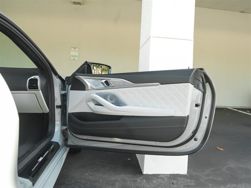 2025 BMW M8 Competition - Photo 49 - Bonita Springs, FL 34134