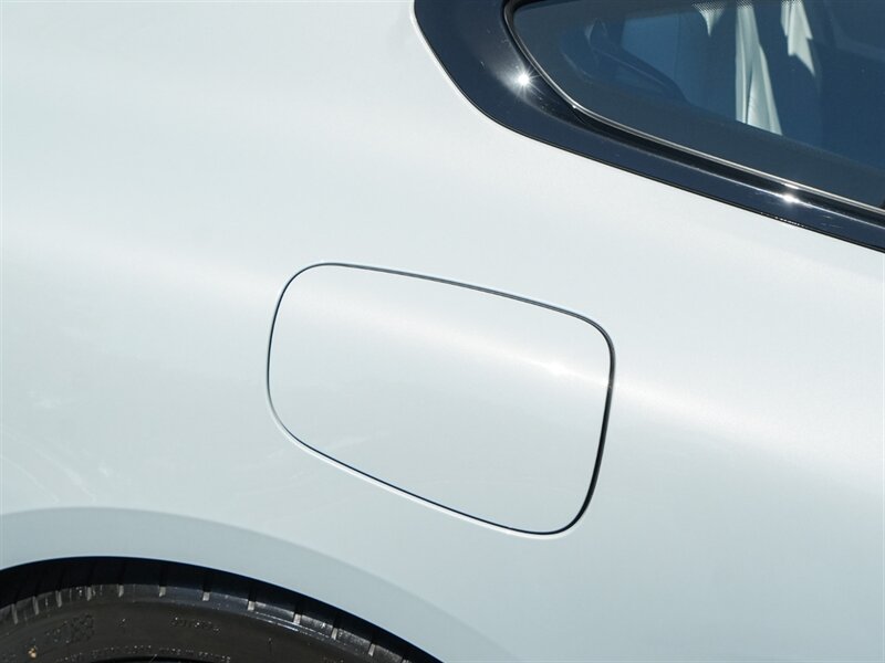 2025 BMW M8 Competition - Photo 82 - Bonita Springs, FL 34134