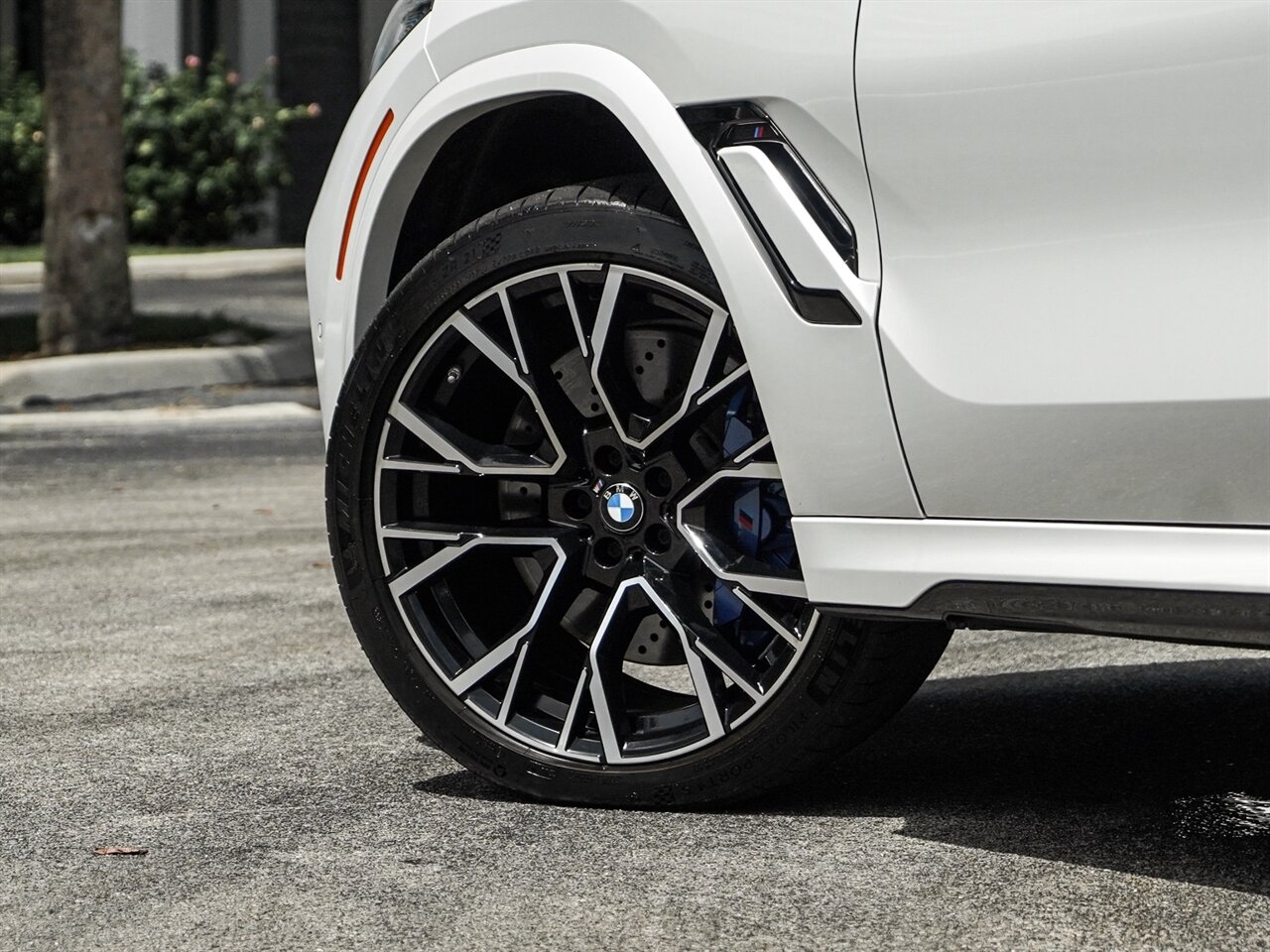 2020 BMW X6 M   - Photo 61 - Bonita Springs, FL 34134