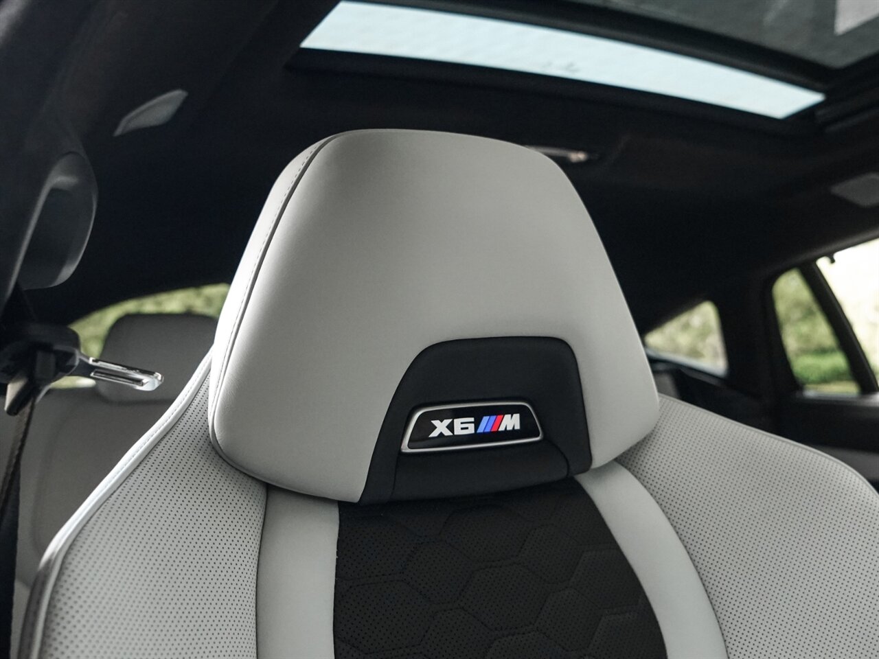 2020 BMW X6 M   - Photo 43 - Bonita Springs, FL 34134