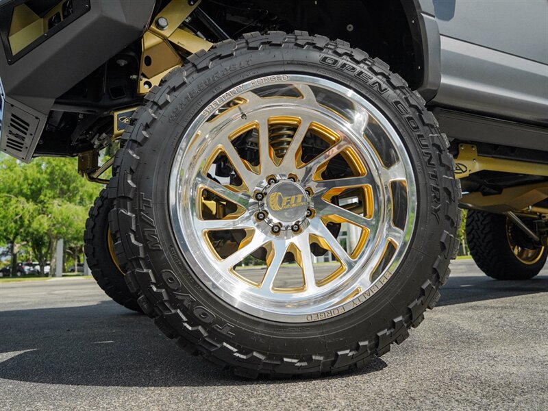 2022 Ford F-250 Lariat - Photo 16 - Bonita Springs, FL 34134