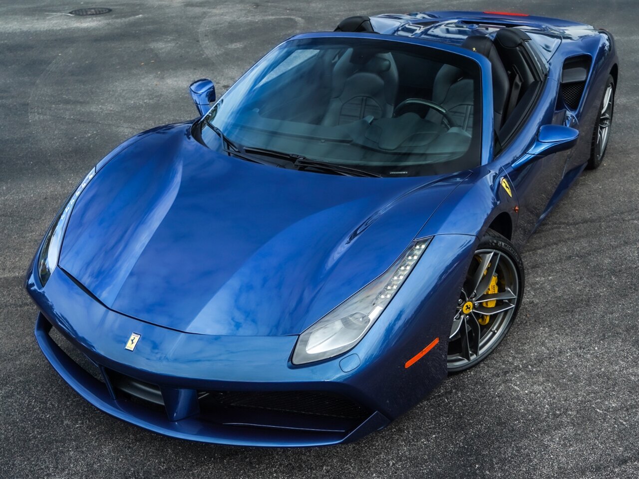 2017 Ferrari 488 Spider   - Photo 9 - Bonita Springs, FL 34134