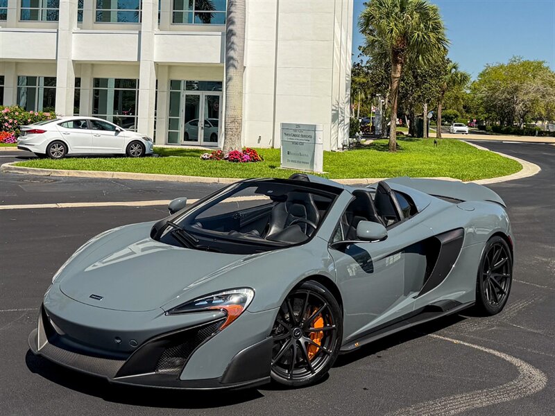 2016 McLaren 675LT Spider   - Photo 11 - Bonita Springs, FL 34134