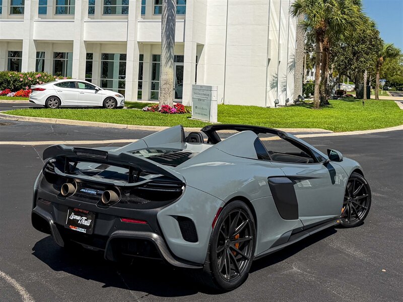 2016 McLaren 675LT Spider   - Photo 63 - Bonita Springs, FL 34134