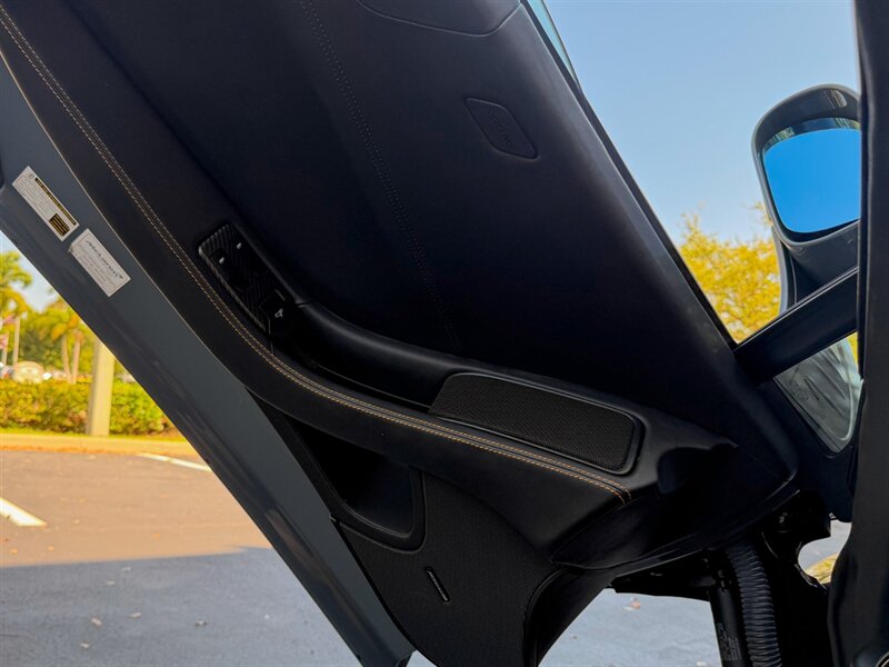 2016 McLaren 675LT Spider   - Photo 27 - Bonita Springs, FL 34134