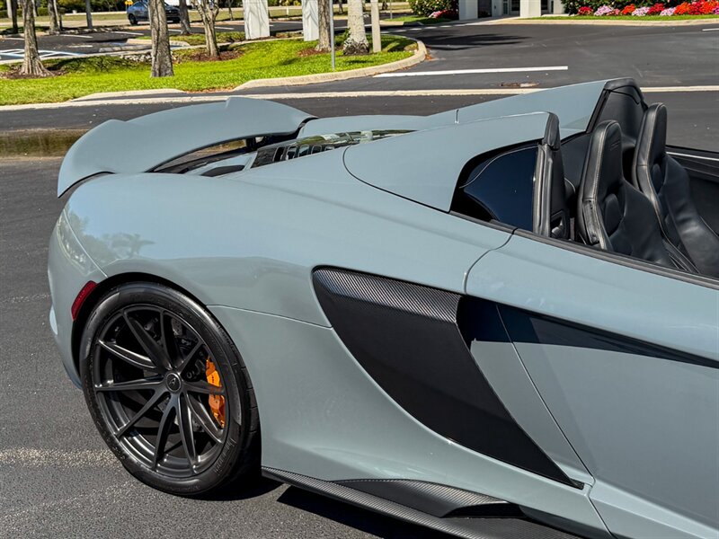 2016 McLaren 675LT Spider   - Photo 65 - Bonita Springs, FL 34134